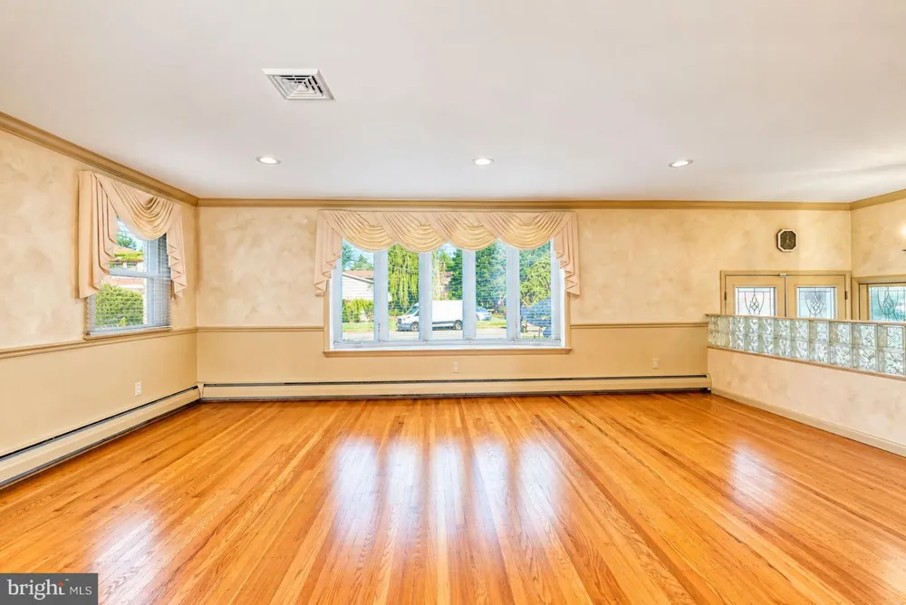 2206 FULMER STREET Philadelphia, PA 19115