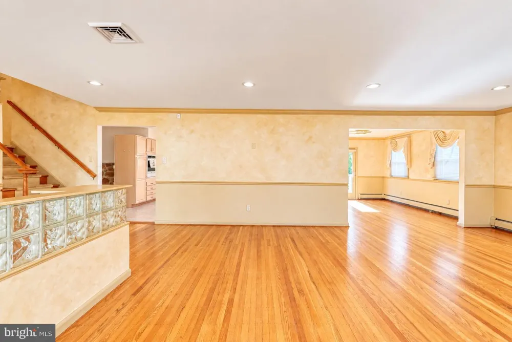 2206 FULMER STREET Philadelphia, PA 19115