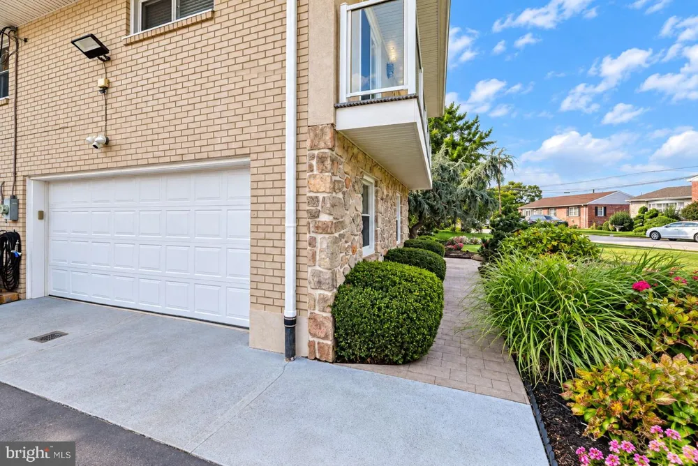 2206 FULMER STREET Philadelphia, PA 19115