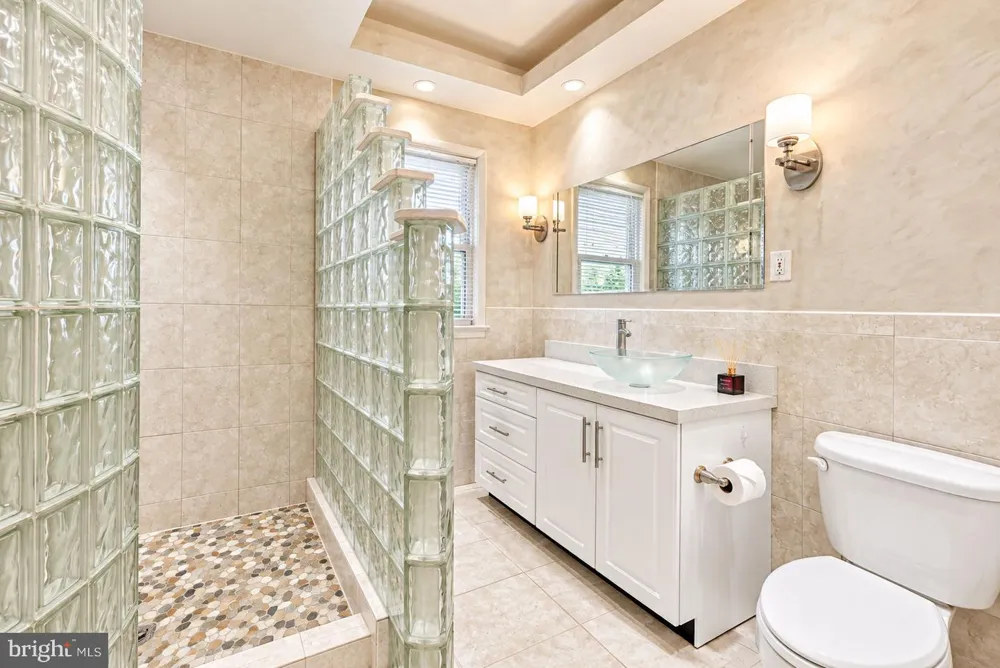 2206 FULMER STREET Philadelphia, PA 19115