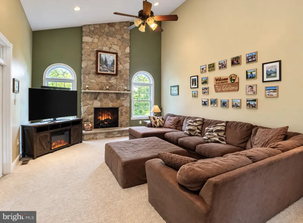 7915 RICHLANDTOWN ROAD Quakertown, PA 18951