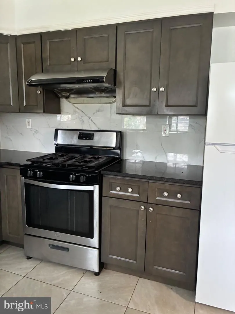 3054 HELLERMAN STREET Philadelphia, PA 19149