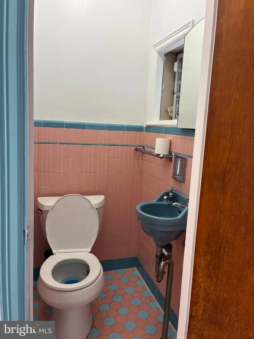 3054 HELLERMAN STREET Philadelphia, PA 19149