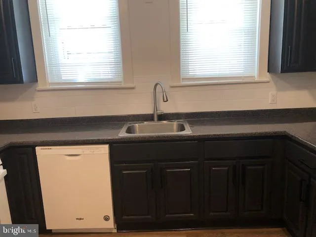 5329 CARLISLE Philadelphia, PA 19141
