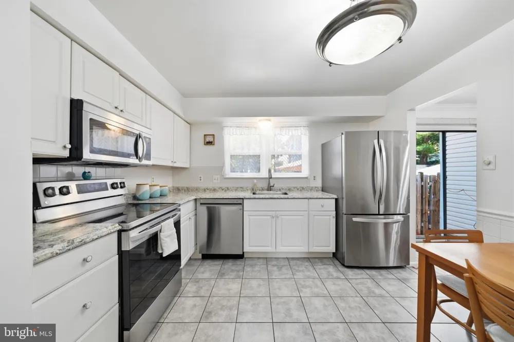 17516 LONGVIEW LANE Olney, MD 20832