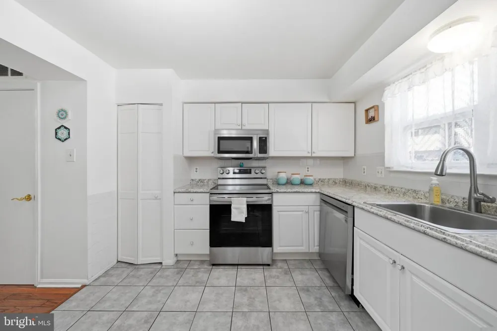 17516 LONGVIEW LANE Olney, MD 20832