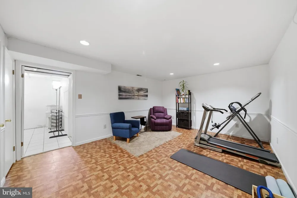 17516 LONGVIEW LANE Olney, MD 20832