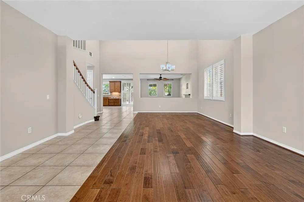 26525 Craftsmen Court Saugus, CA 91350