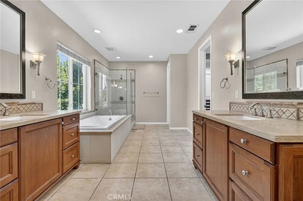 26525 Craftsmen Court Saugus, CA 91350