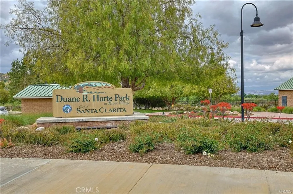 26525 Craftsmen Court Saugus, CA 91350