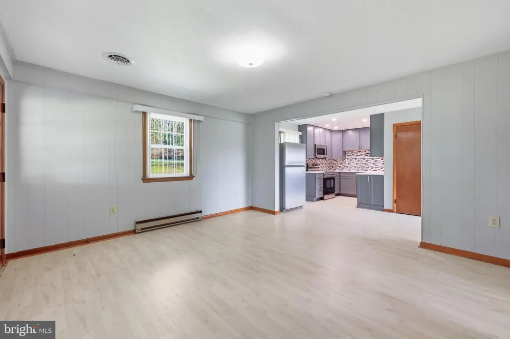4015 JEFFERSON PIKE Jefferson, MD 21755