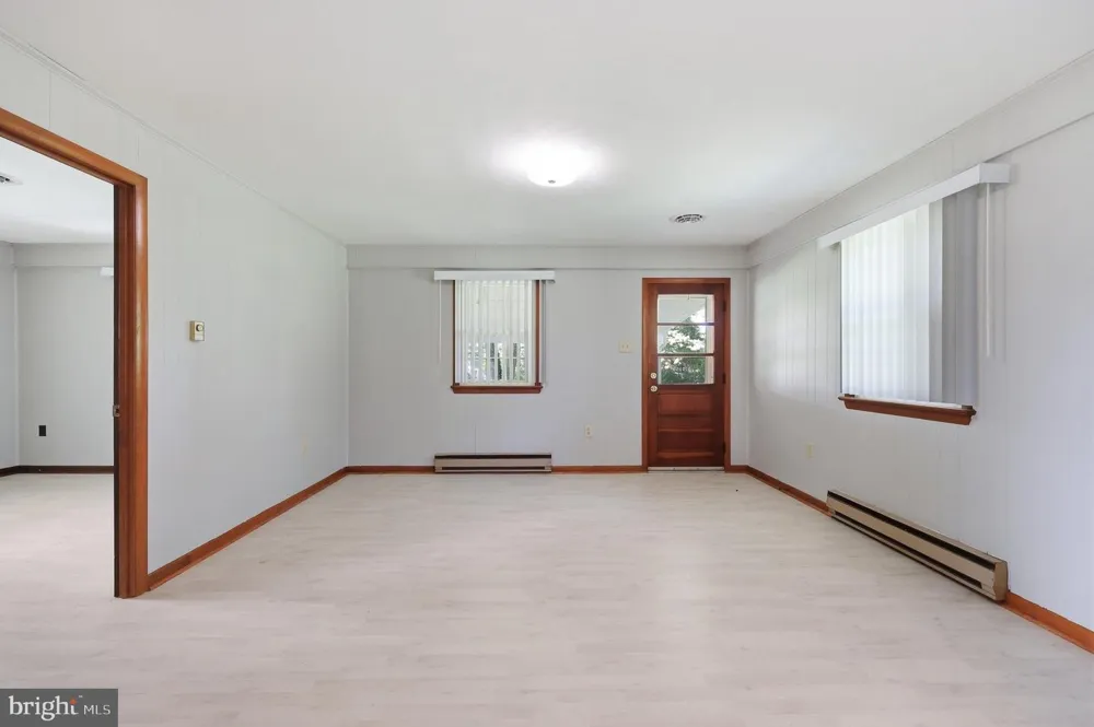 4015 JEFFERSON PIKE Jefferson, MD 21755