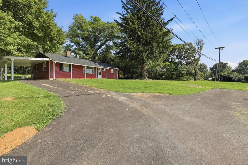 4015 JEFFERSON PIKE Jefferson, MD 21755