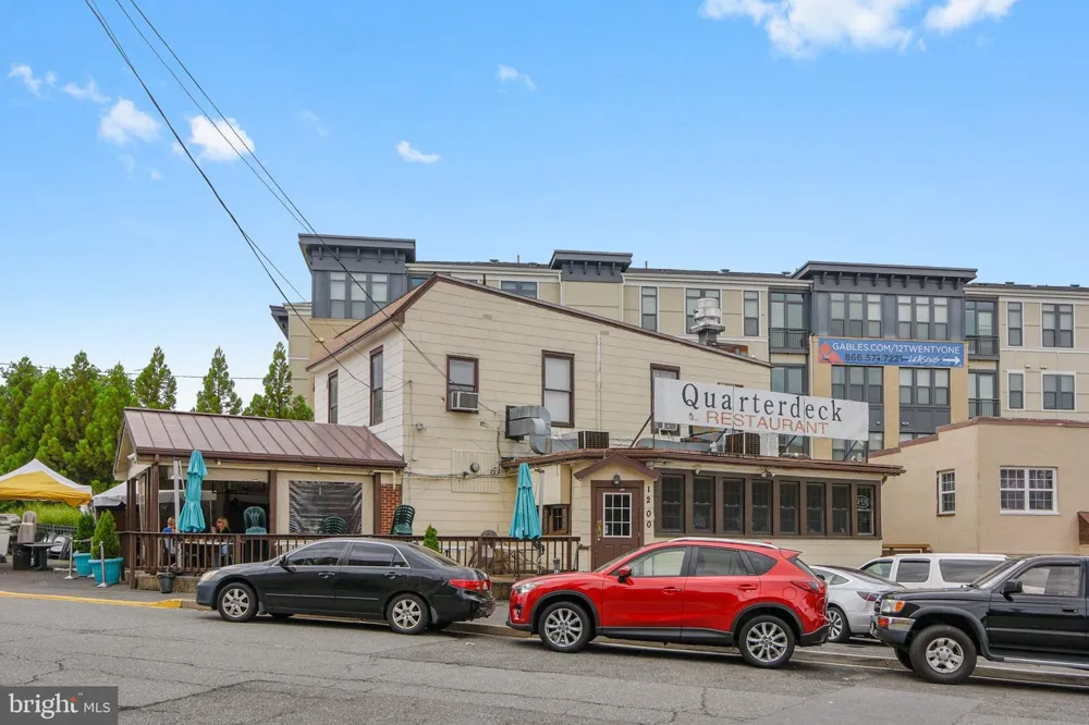 1021 ARLINGTON BLVD BOULEVARD #1125 Rosslyn, VA 22209