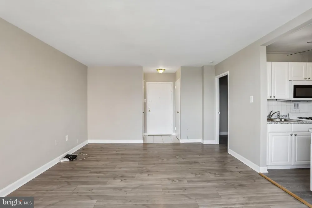 1021 ARLINGTON BLVD BOULEVARD #1125 Rosslyn, VA 22209