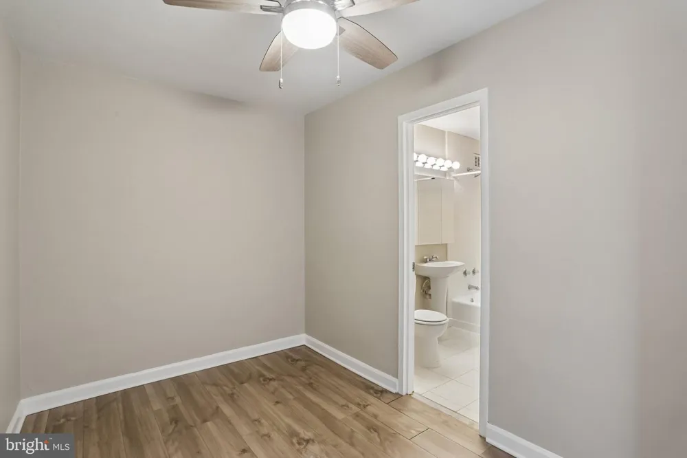1021 ARLINGTON BLVD BOULEVARD #1125 Rosslyn, VA 22209