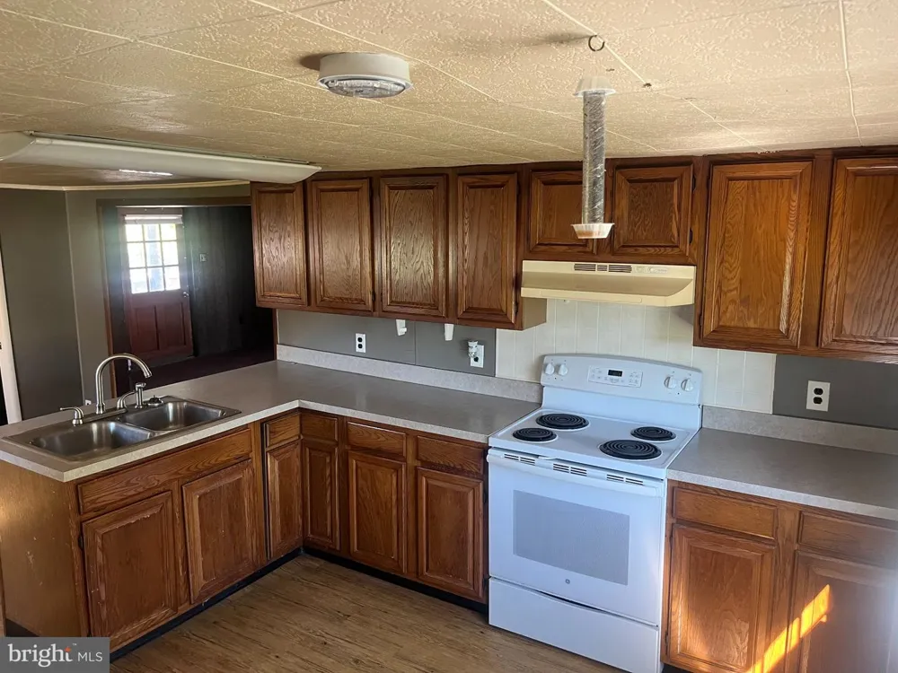 2008 COMPASS ROAD Honey Brook, PA 19344