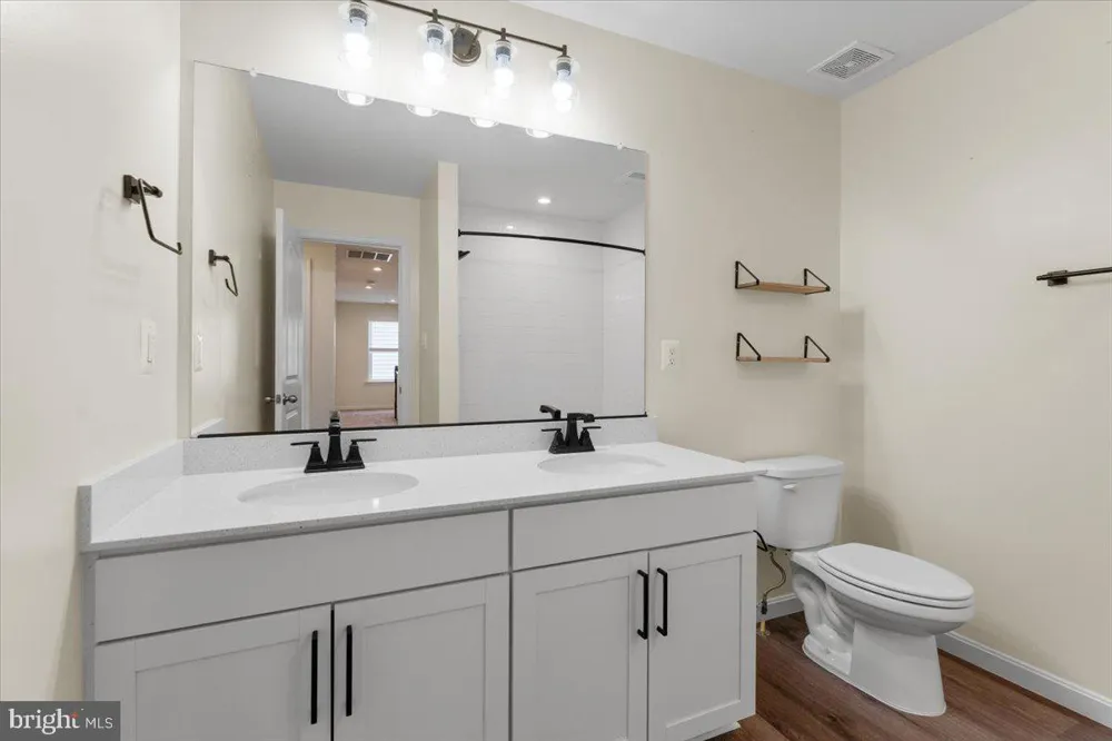 124 LENORE LANE Winchester, VA 22602