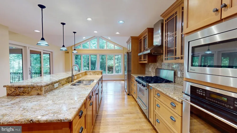 11211 LONG PINE TRL Potomac, MD 20854