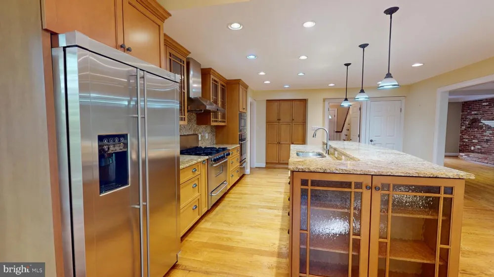 11211 LONG PINE TRL Potomac, MD 20854