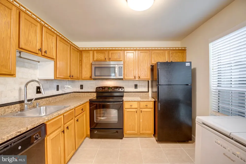 11180 RIENZI PLACE Manassas, VA 20109