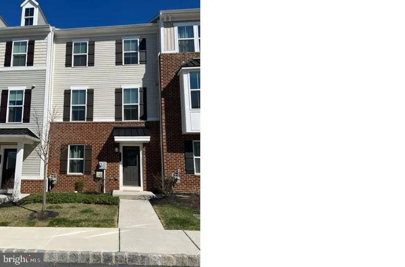 103 QUARRY POINT ROAD Malvern, PA 19355