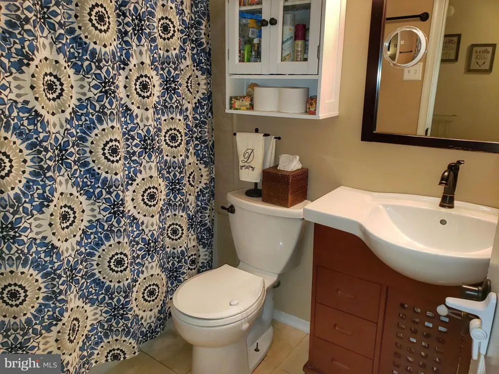 7109 UPPER MILLS CIRCLE Catonsville, MD 21228