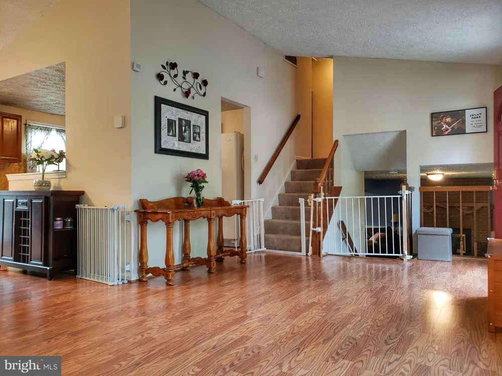 7109 UPPER MILLS CIRCLE Catonsville, MD 21228