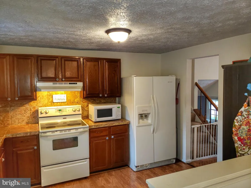 7109 UPPER MILLS CIRCLE Catonsville, MD 21228
