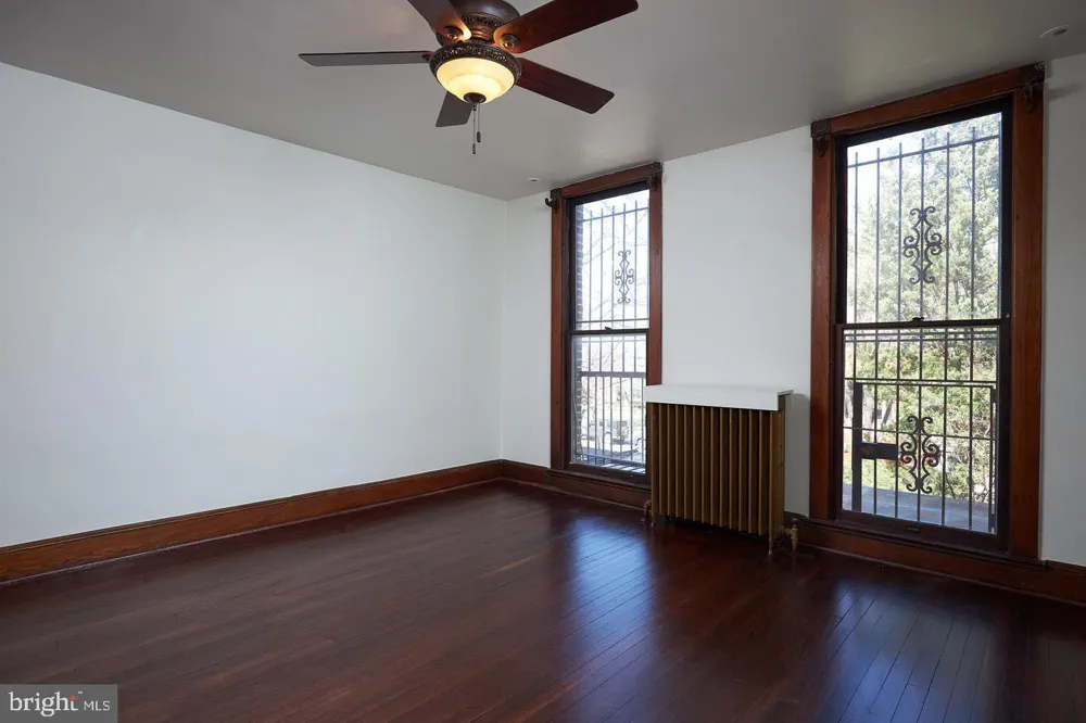 1427 E CAPITOL STREET NE Washington, DC 20003