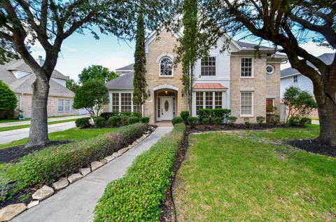5519 Evening Shore Drive