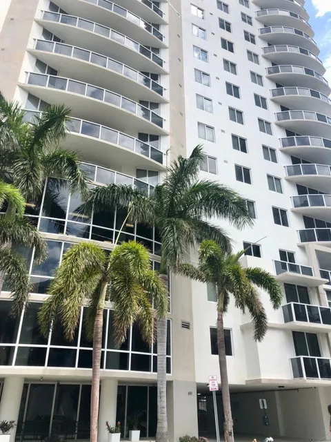 601 NE 23RD STREET #907