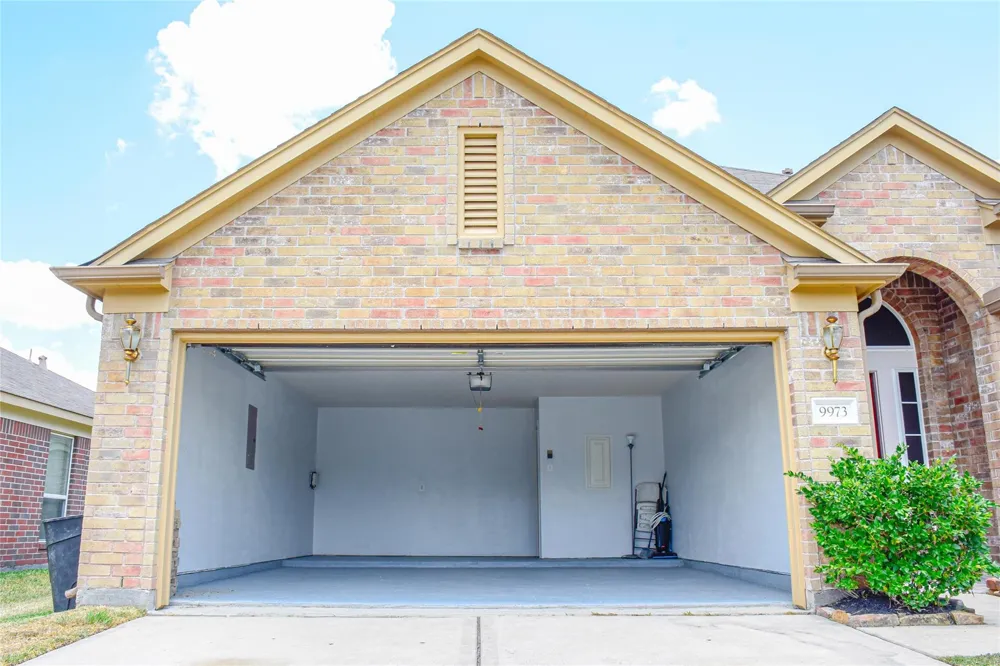 9973 Yearling Place Conroe, TX 77385