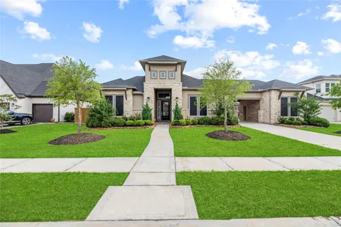 20210 Rolling Vista Drive