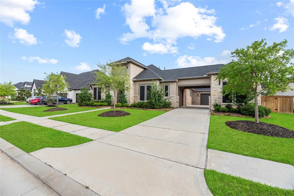 20210 Rolling Vista Drive Cypress, TX 77433