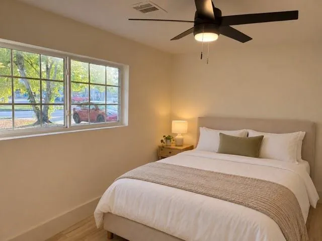 6026 Willowbend Houston, TX 77096
