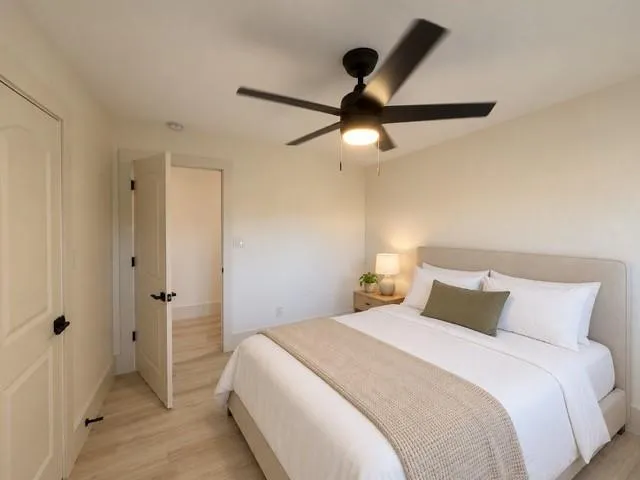 6026 Willowbend Houston, TX 77096