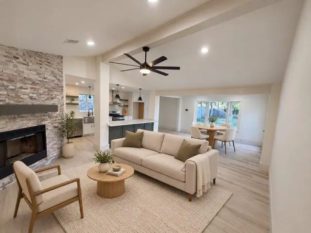 6026 Willowbend Houston, TX 77096