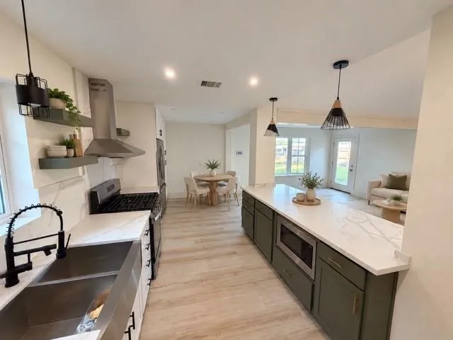 6026 Willowbend Houston, TX 77096