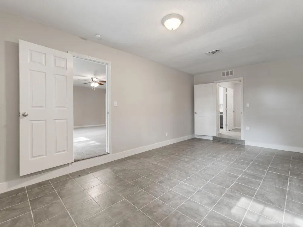 1620 Baylor Bay City, TX 77414