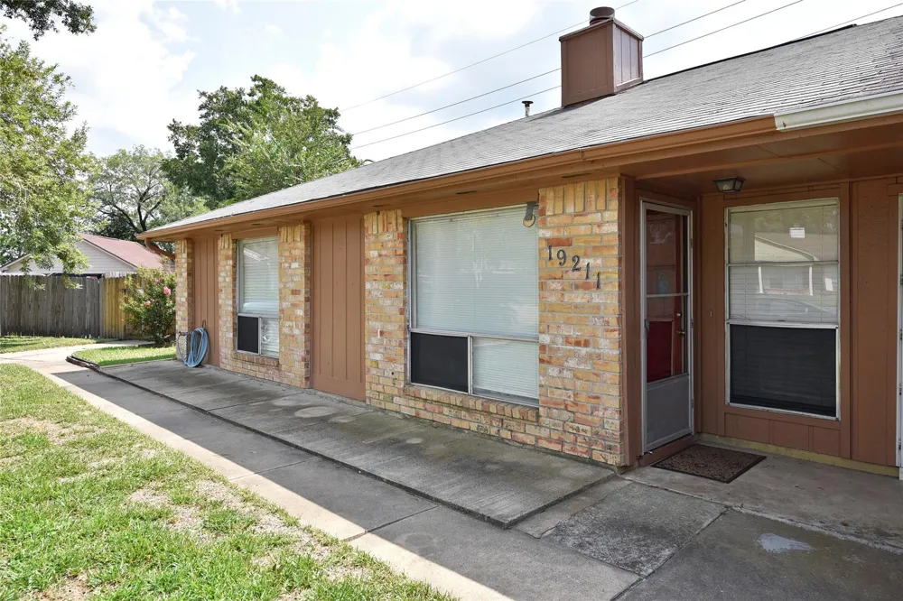 19211 Lazy Valley Drive Katy, TX 77449