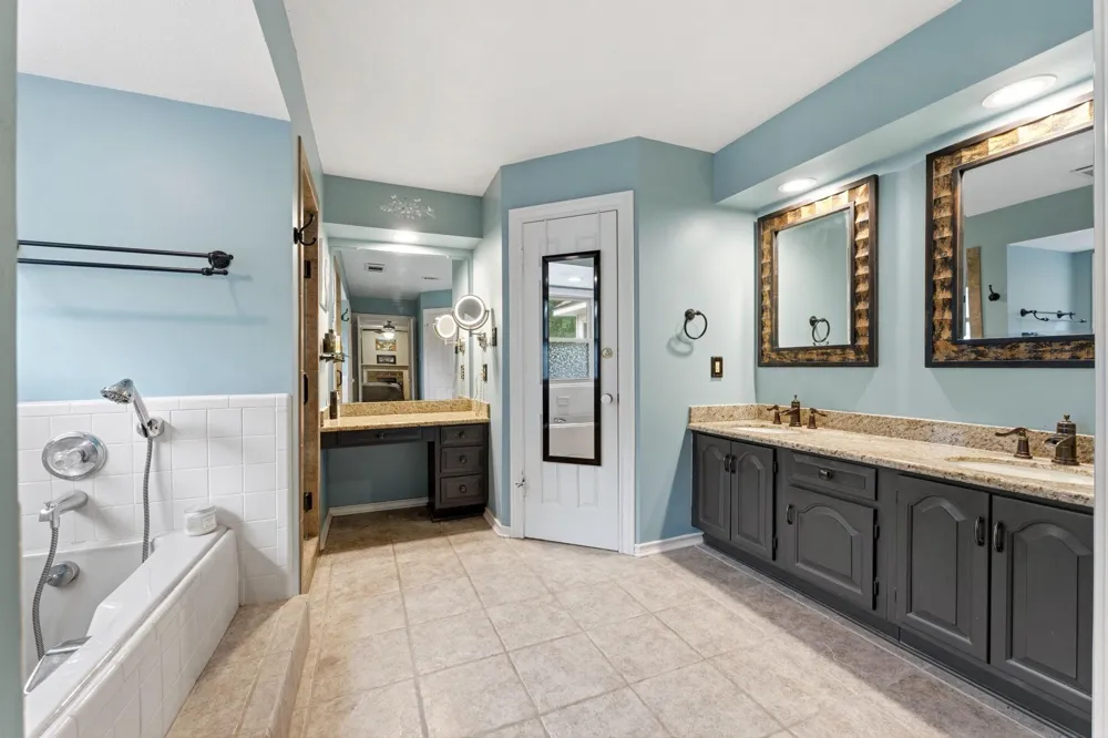 1514 Country Club Drive Crosby, TX 77532