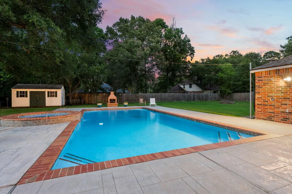 1514 Country Club Drive Crosby, TX 77532