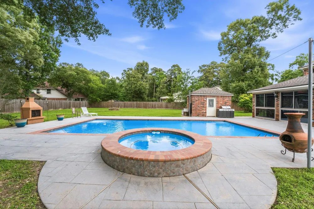 1514 Country Club Drive Crosby, TX 77532