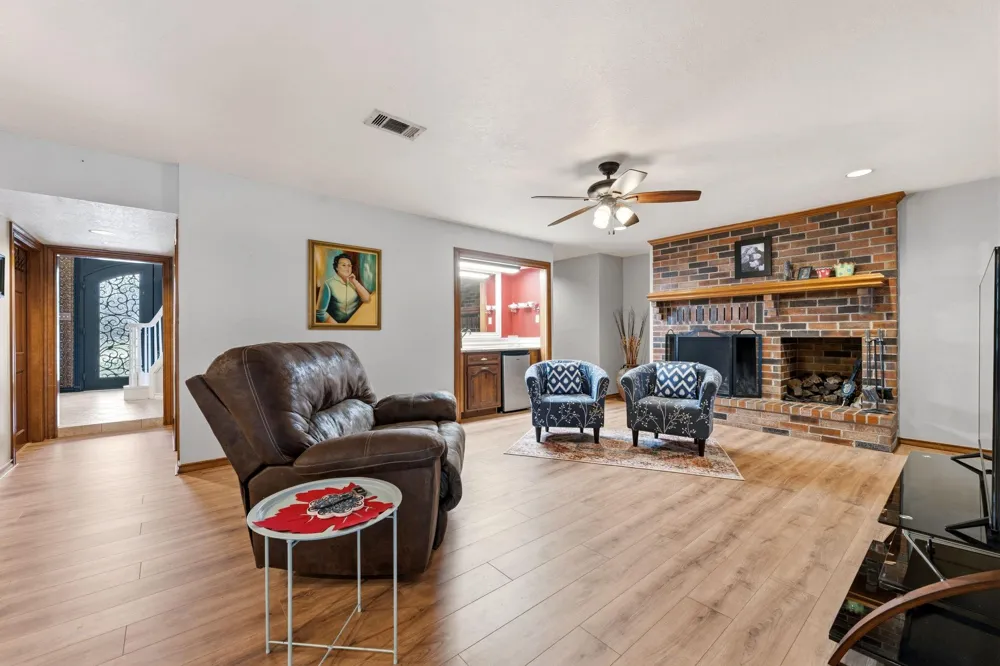 1514 Country Club Drive Crosby, TX 77532