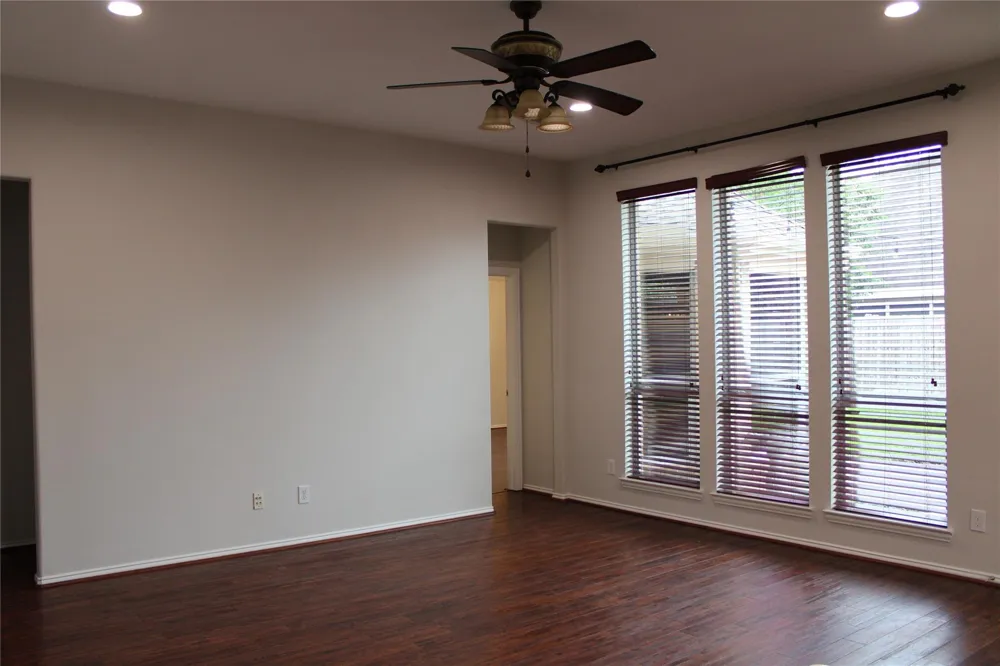 29802 S Legends Village Circle Spring, TX 77386