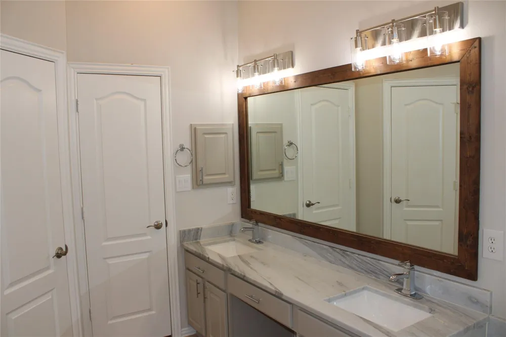 29802 S Legends Village Circle Spring, TX 77386