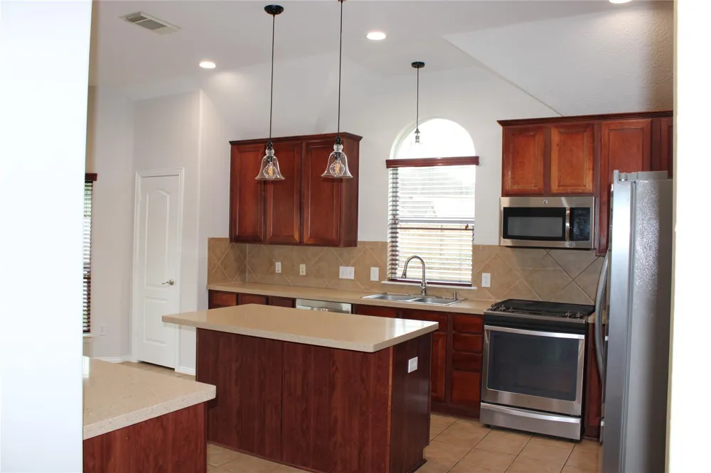 29802 S Legends Village Circle Spring, TX 77386