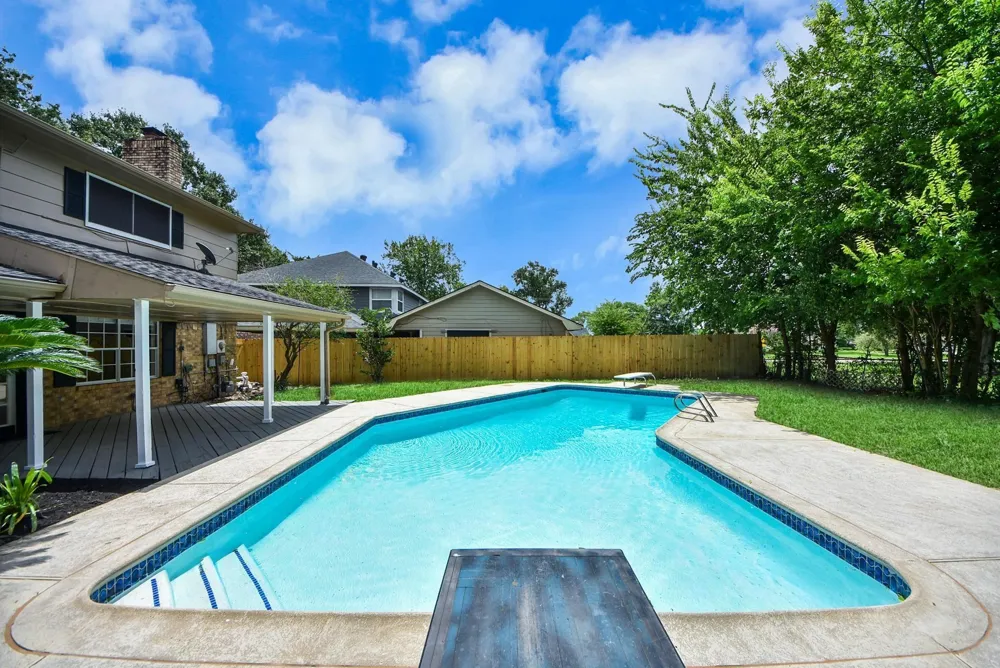 15538 Torry Pines Road Houston, TX 77062