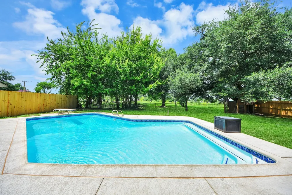 15538 Torry Pines Road Houston, TX 77062